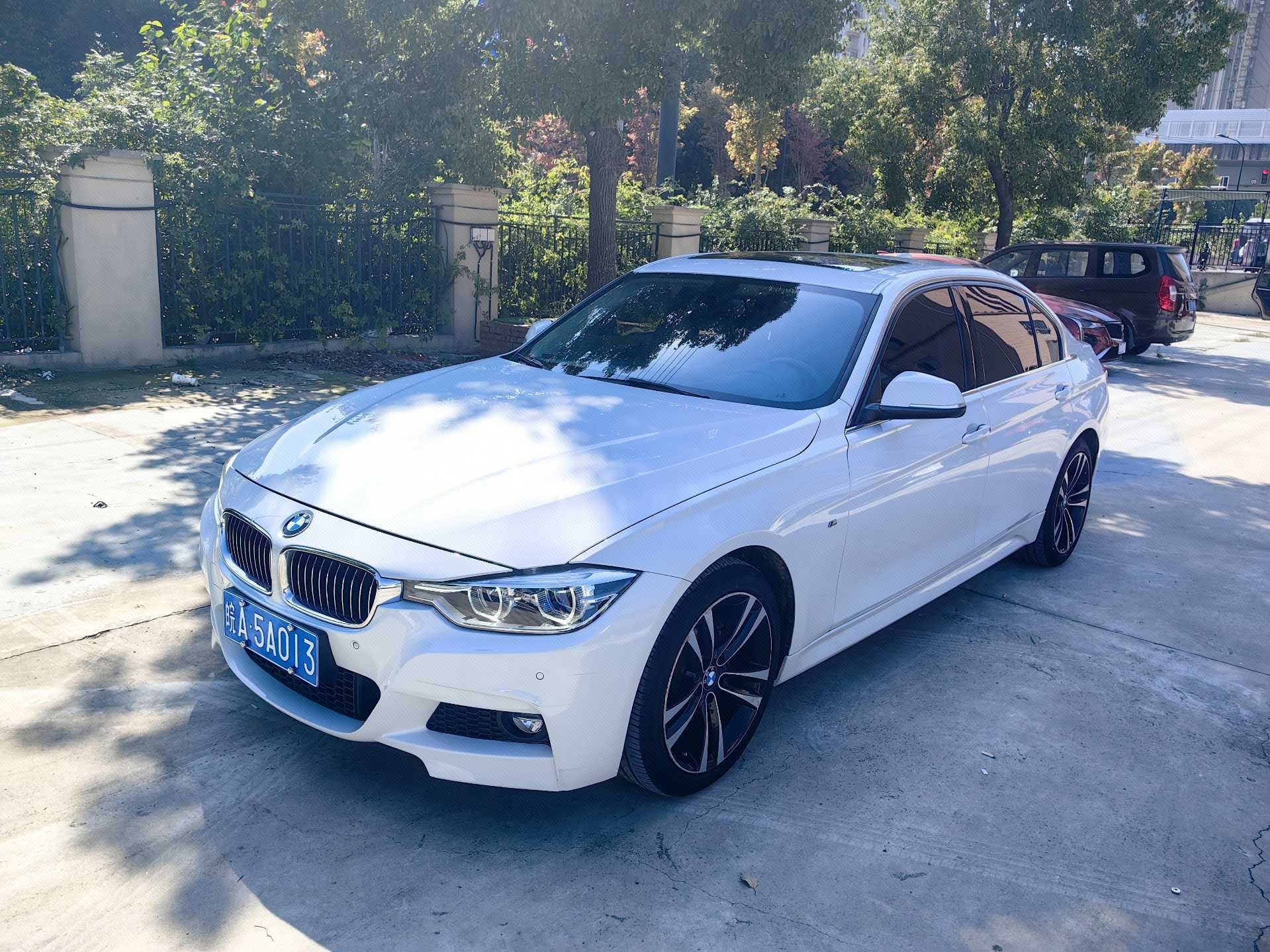 BMW 3 Series 2019 car image 