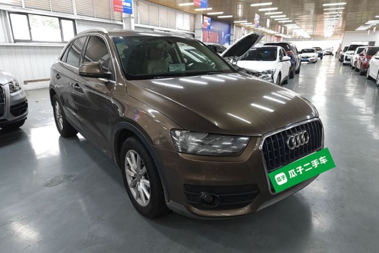 Audi Q3 2015 #4 Audi Q3 2015 car image #4