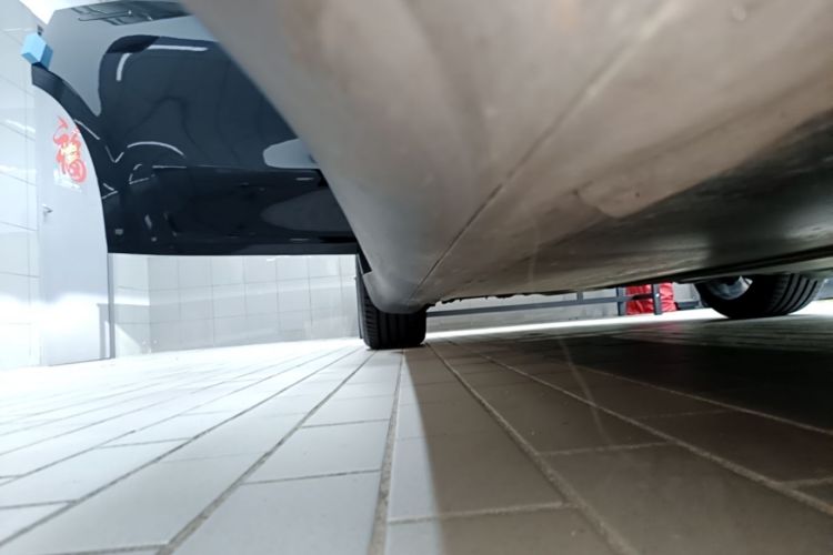 Tesla Model Y 2021 car image #26