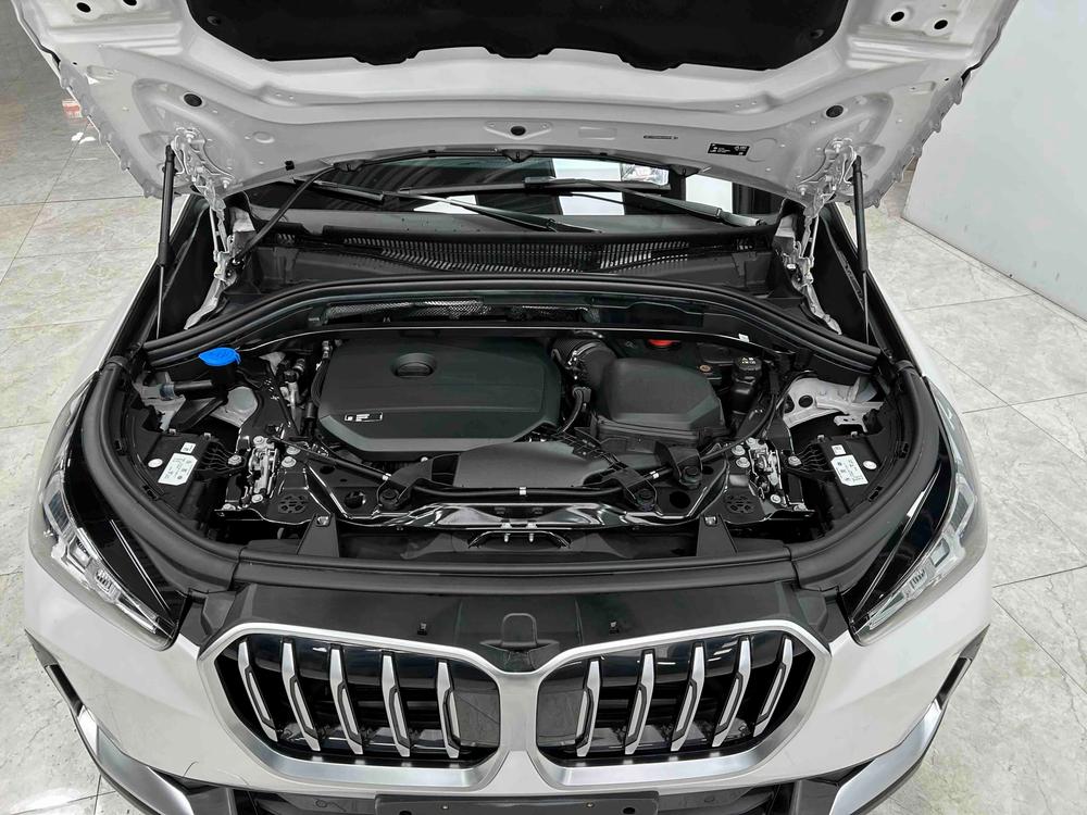 BMW X1 2023 imagen de coche #7