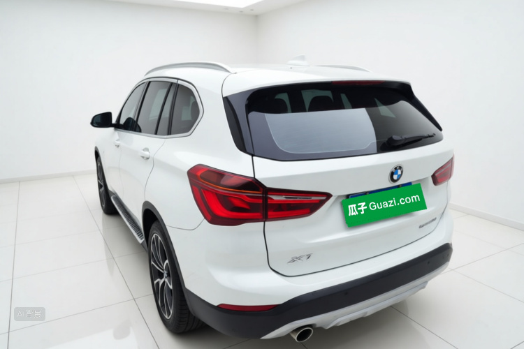 BMW X1 2019 #5 BMW X1 2019 صورة سيارة #5
