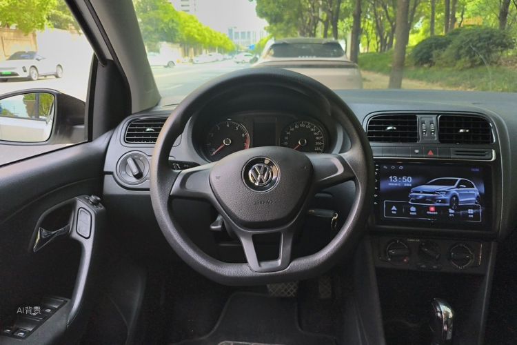 Volkswagen Polo 2016 #12 Volkswagen Polo 2016 car image #12