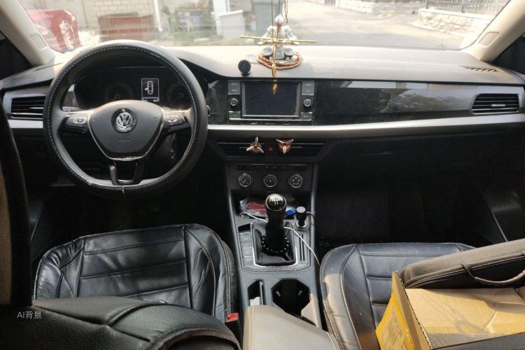 Volkswagen Lavida 2018 car image #11