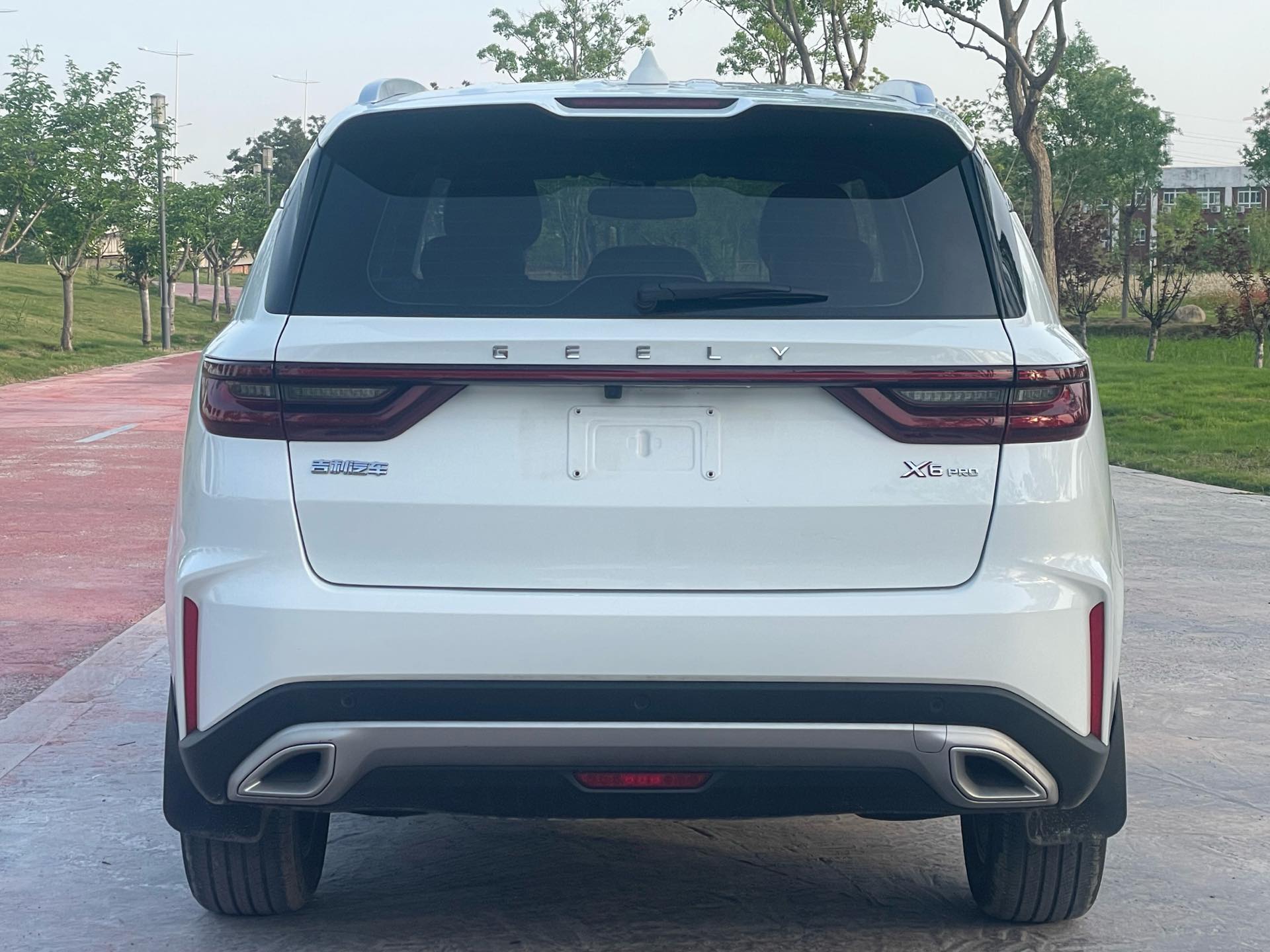 GEELY Vision X6 2022 car image #12