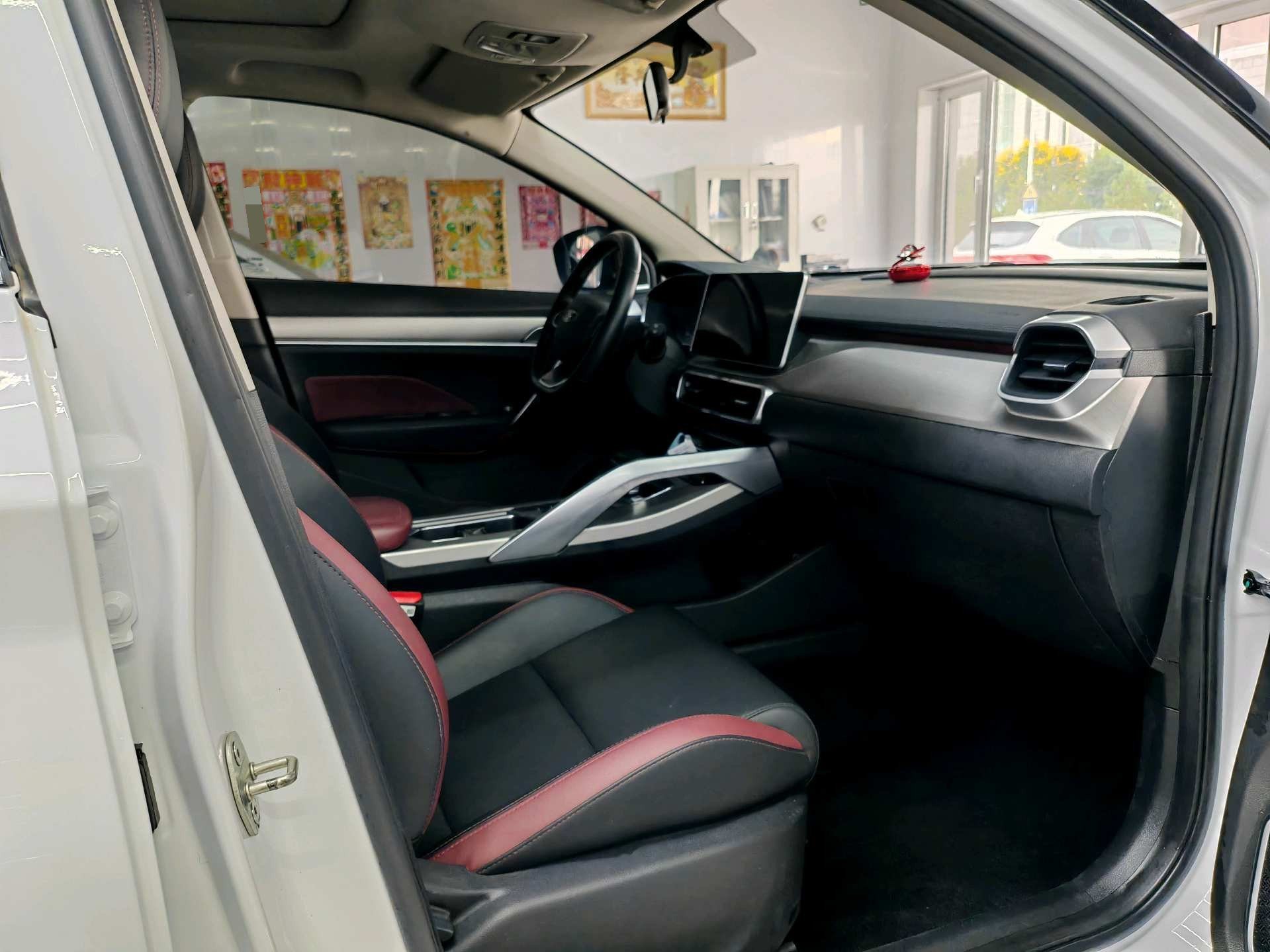 GEELY Coolray 2022 #7 GEELY Coolray 2022 car image #7