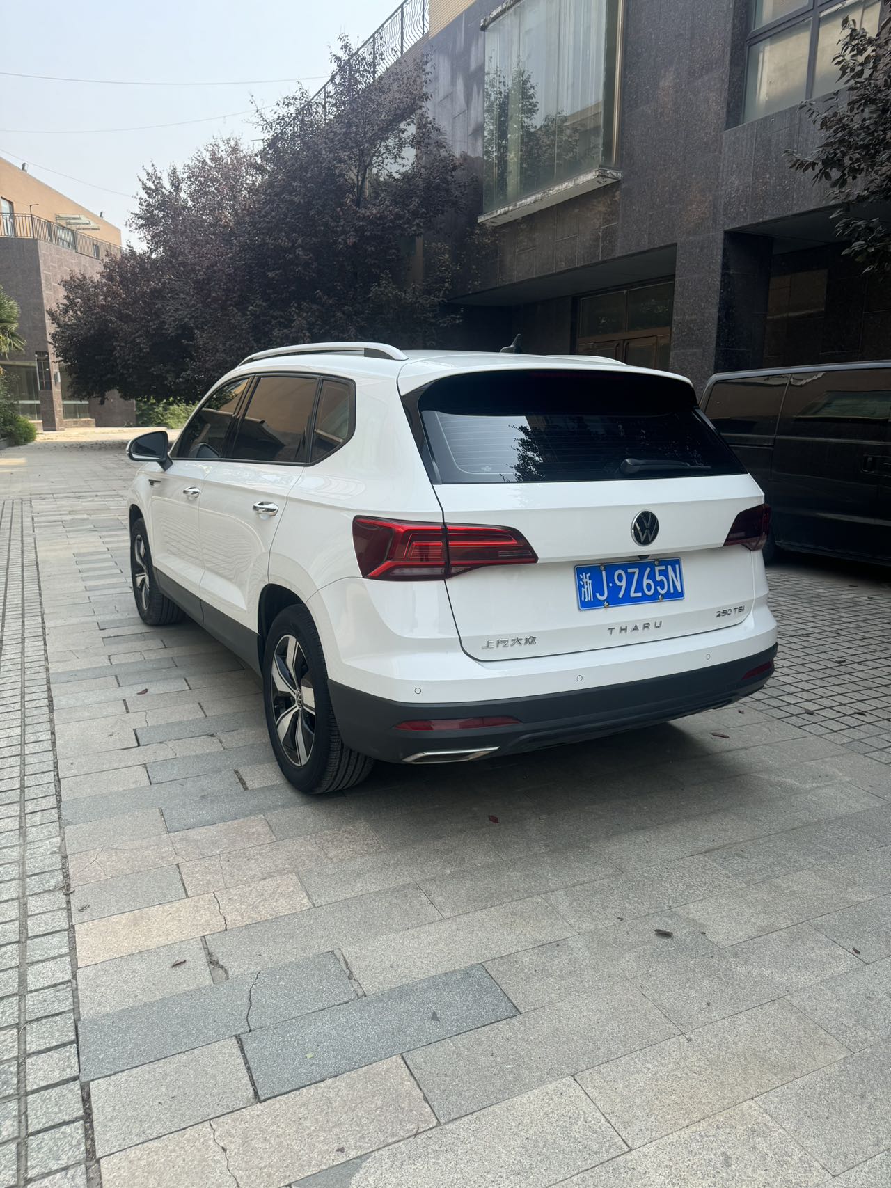 2023 car image #8