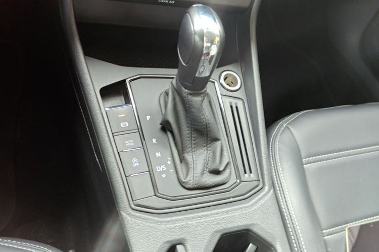 Volkswagen Lavida 2019 #14 Volkswagen Lavida 2019 car image #14