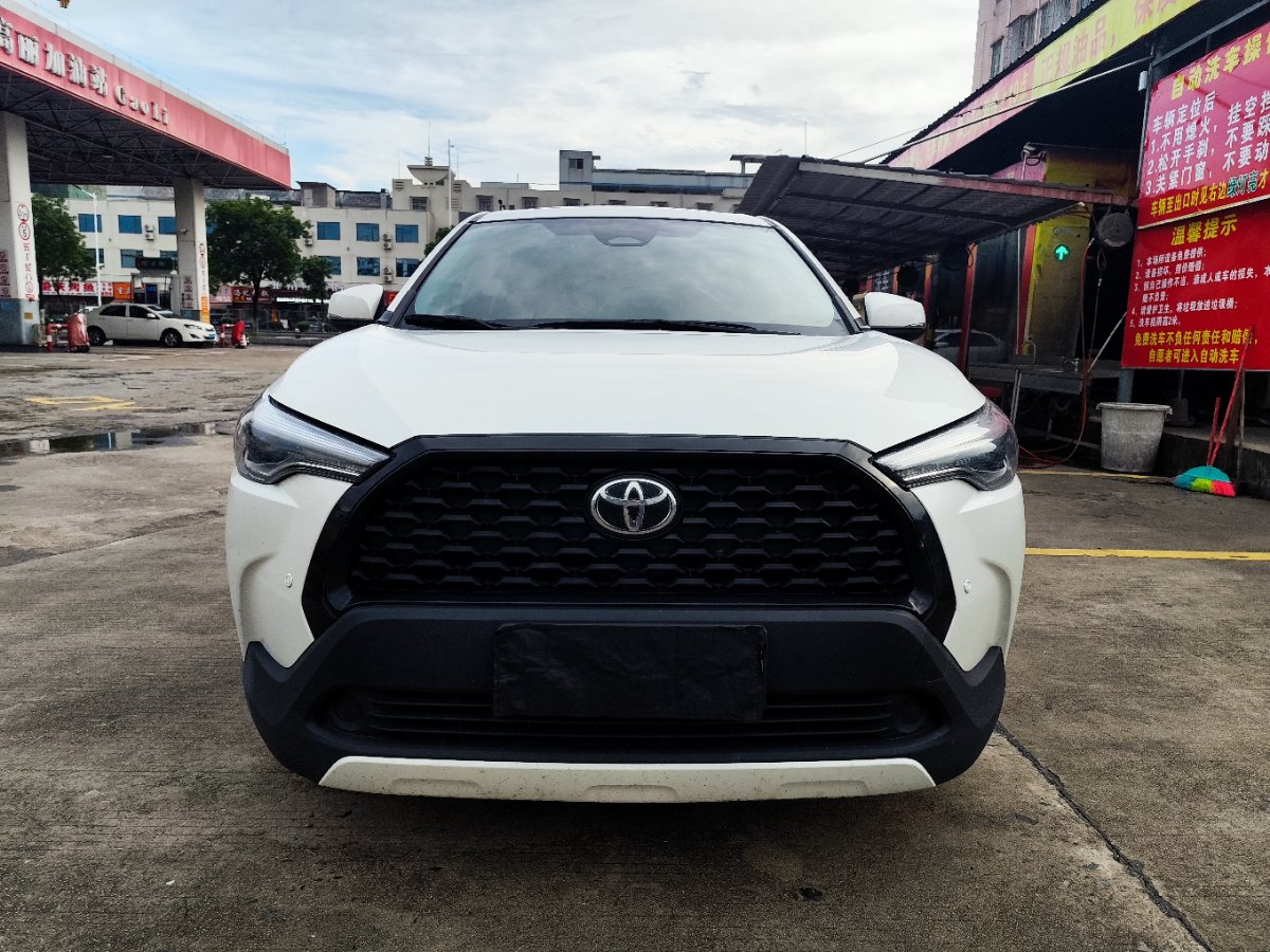 Toyota Corolla Cross 2024 immagine di auto #2