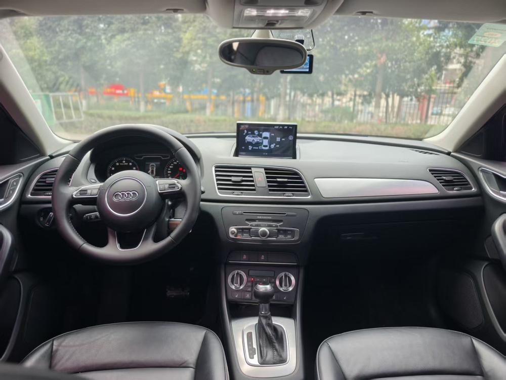 Audi Q3 2014 imagem de carro #9