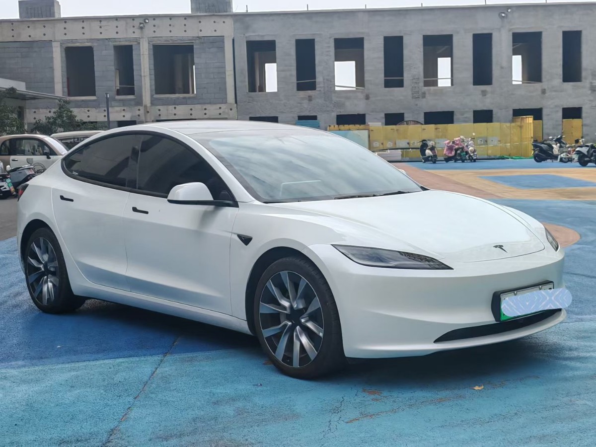 Tesla Model 3 2026 #3 Tesla Model 3 2026 car image #3