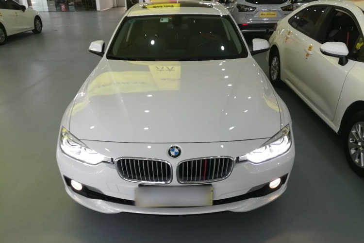 BMW 3 Series 2018 #3 BMW 3 Series 2018 immagine di auto #3