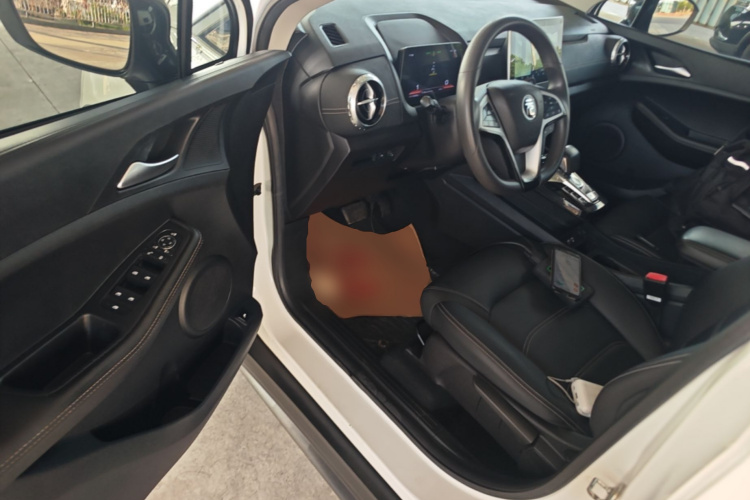 BYD Yuan New Energy 2019 #16 BYD Yuan New Energy 2019 car image #16