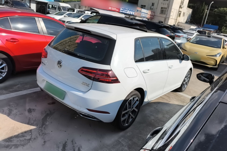 Volkswagen Golf 2018 #5 Volkswagen Golf 2018 car image #5