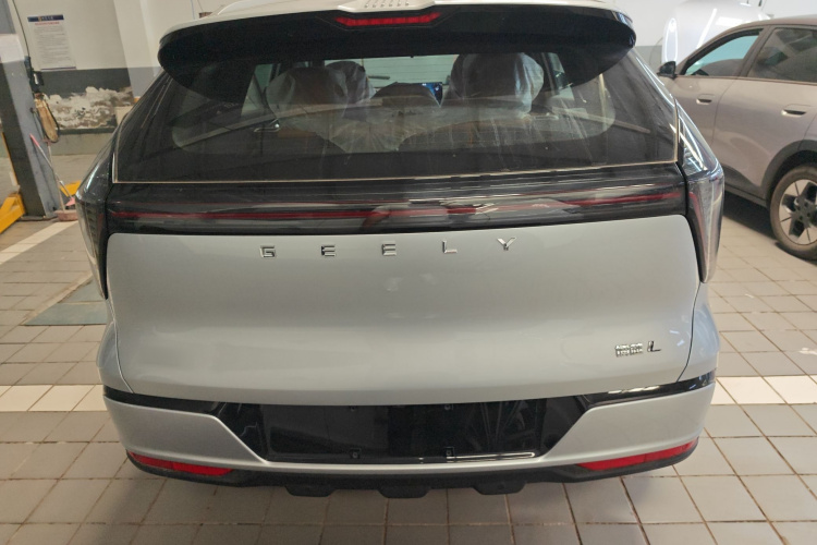 GEELY Boyue L 2026 image de voiture #6