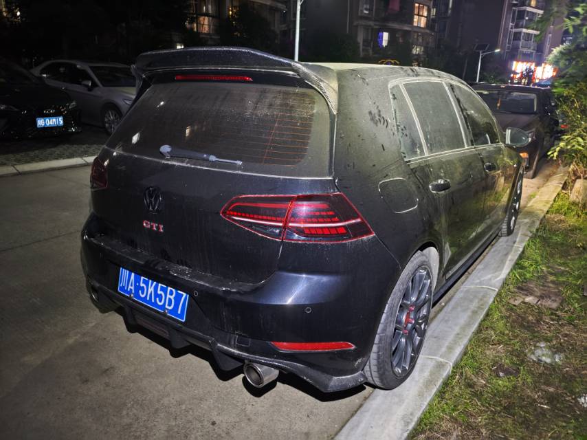Volkswagen GolfGTI 2019 #5 Volkswagen GolfGTI 2019 car image #5