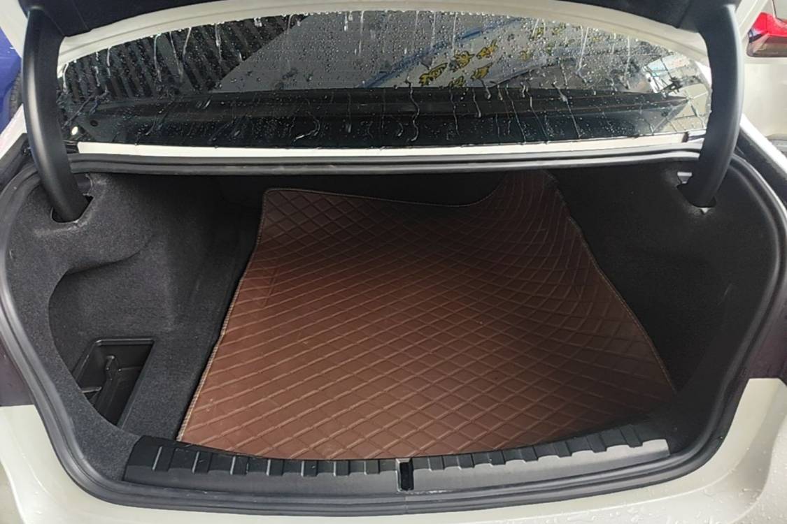 BMW 3 Series 2024 #2 BMW 3 Series 2024 car image #2