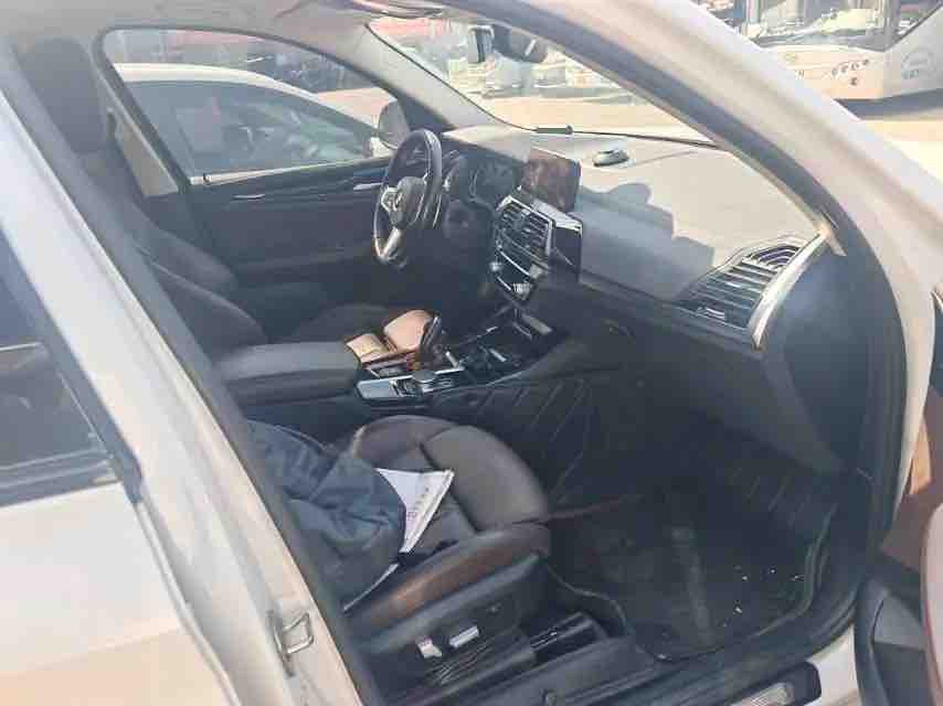 BMW X3 2019 car image #4