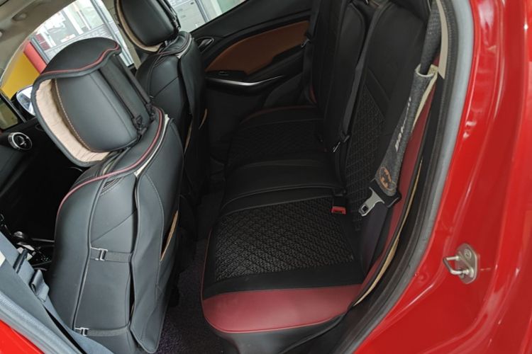 BYD Yuan 2016 #17 BYD Yuan 2016 car image #17