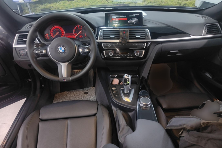 BMW 3 Series GT 2020 car image #11