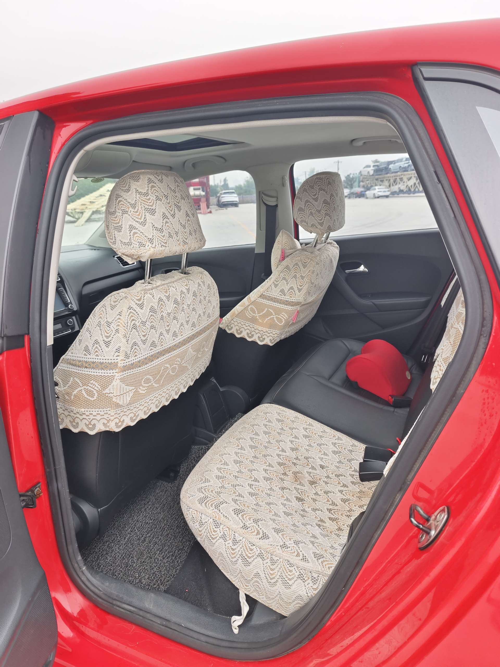Volkswagen Polo 2014 immagine di auto #8