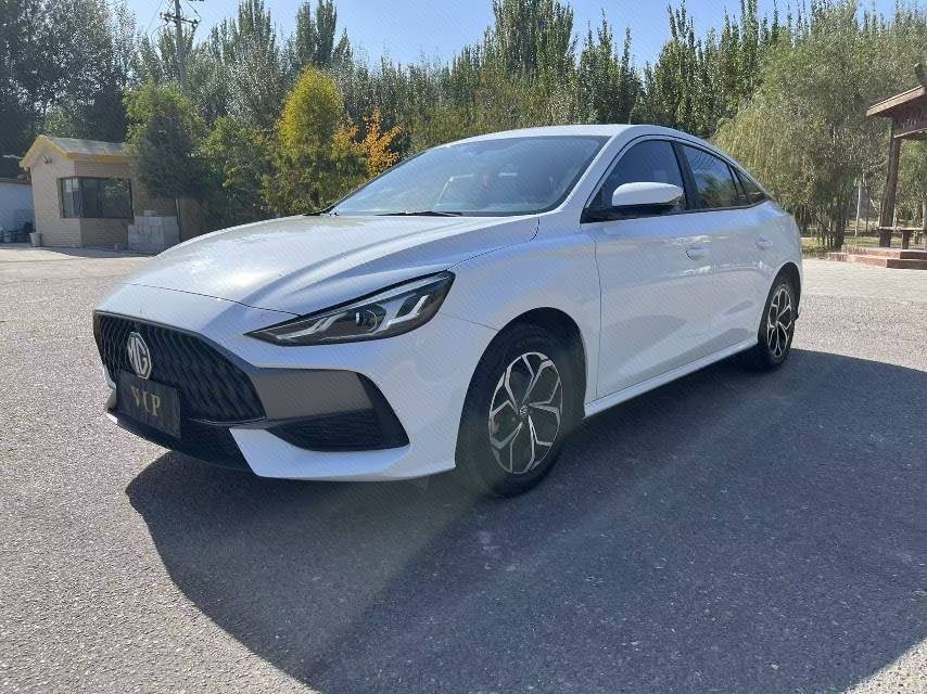 MG 5 2023 immagine di auto 