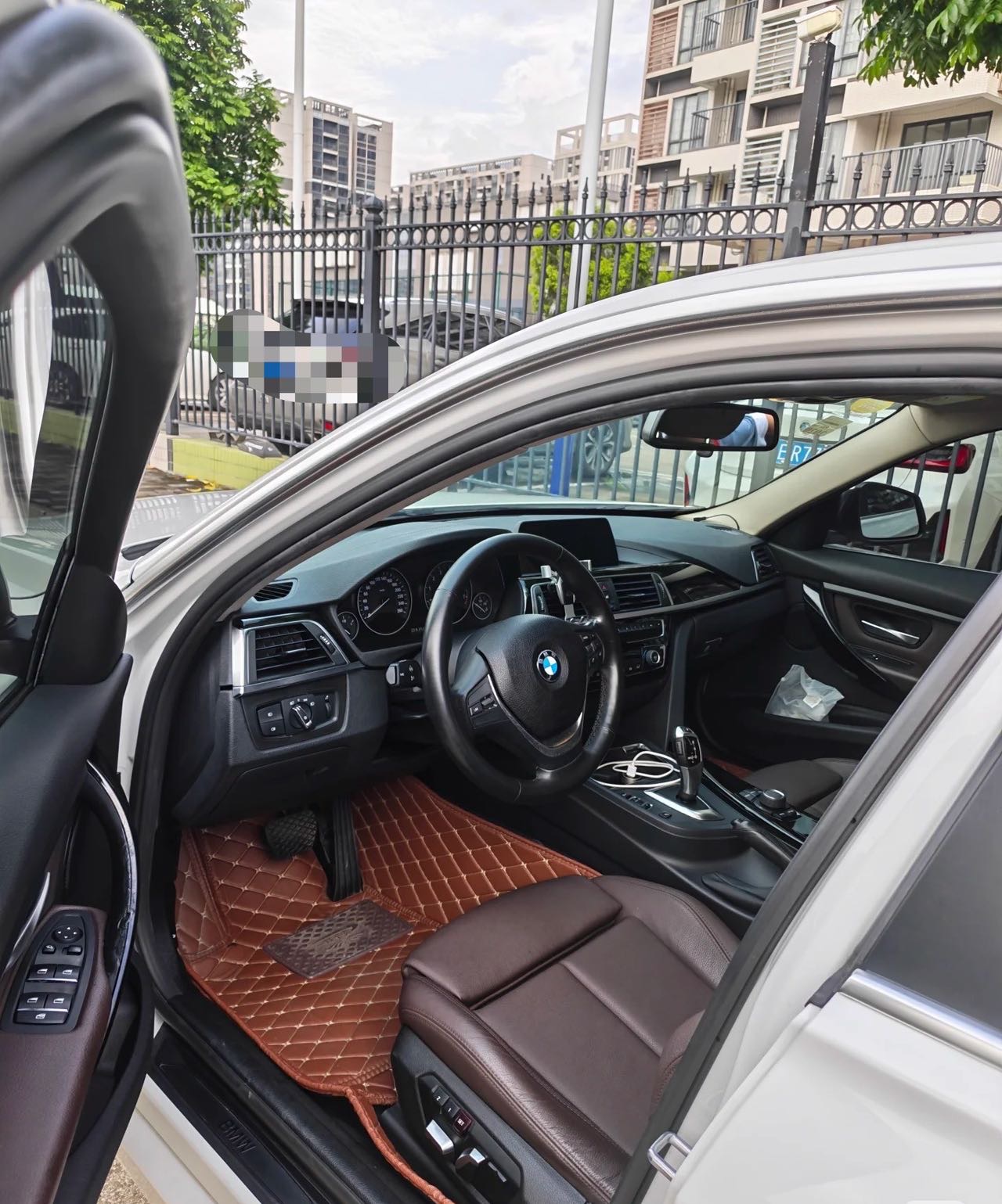 BMW 3 Series 2018 car image #2