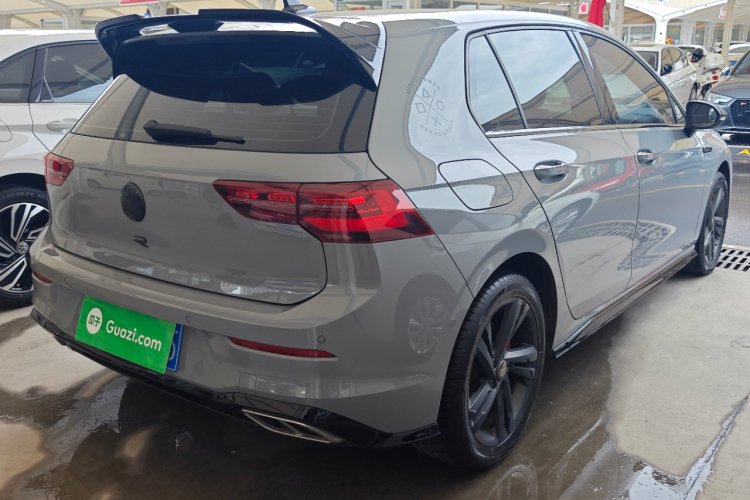 Volkswagen Golf 2021 car image #5