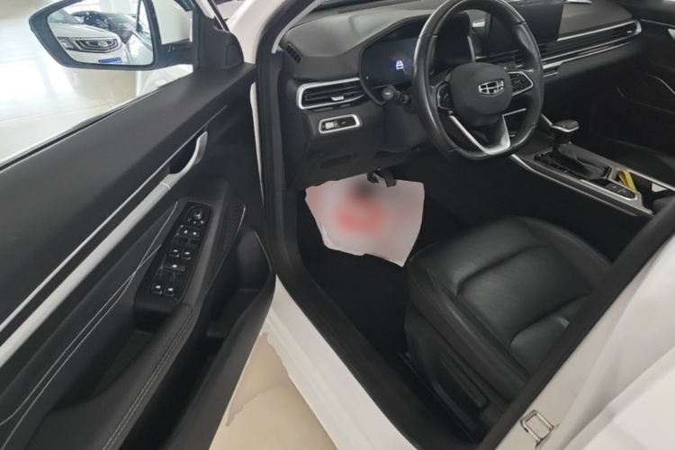 GEELY Emgrand 2021 car image #15