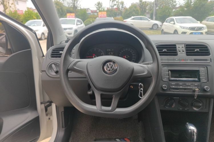 Volkswagen Polo 2018 #11 Volkswagen Polo 2018 car image #11