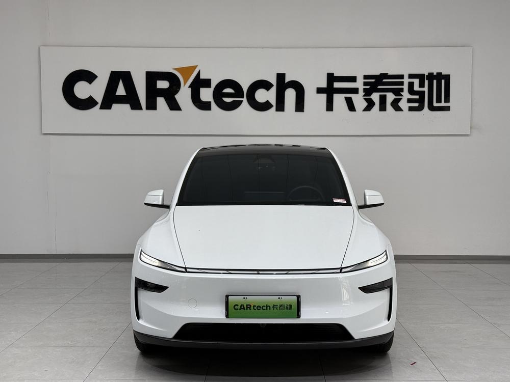 Tesla Model Y 2026 #2 Tesla Model Y 2026 immagine di auto #2