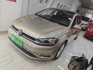 Volkswagen Golf 2018 car image 