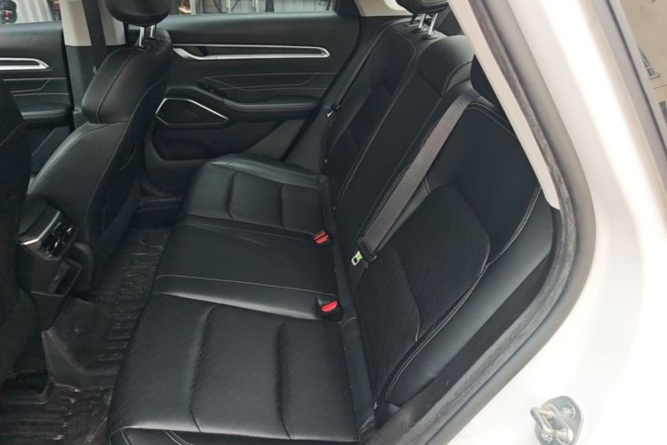 GEELY Emgrand 2022 #17 GEELY Emgrand 2022 car image #17