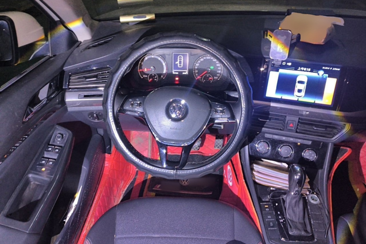 Volkswagen Bora 2020 car image #11
