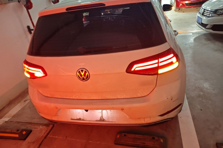 Volkswagen Golf 2019 #6 Volkswagen Golf 2019 car image #6