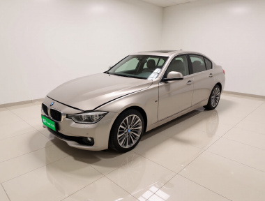 BMW 3 Series 2019 car image 