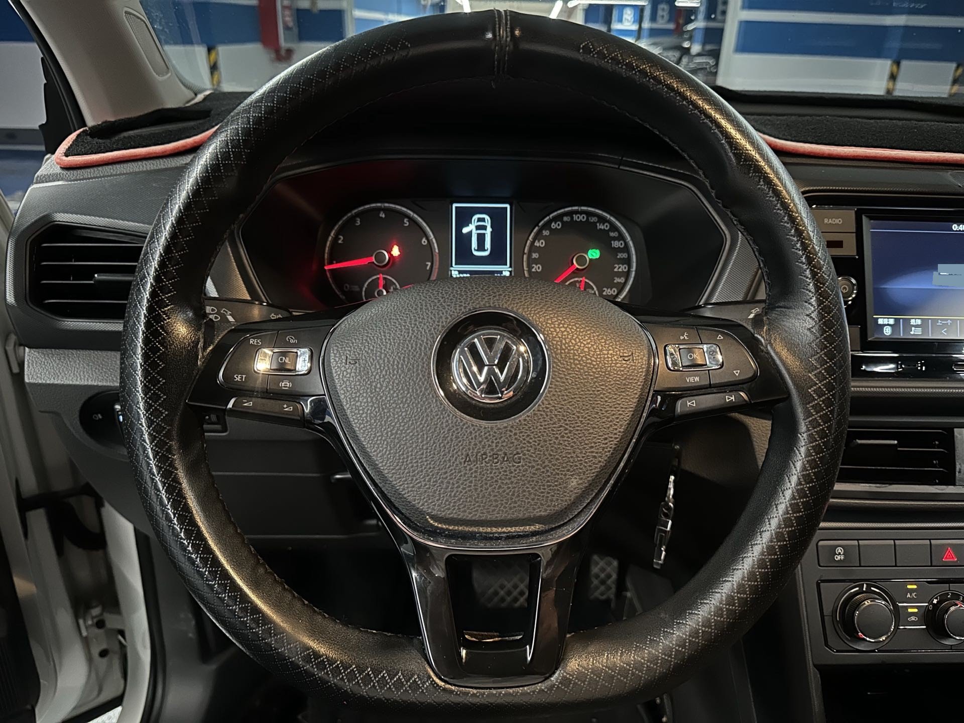 Volkswagen T-Cross 2020 car image #4