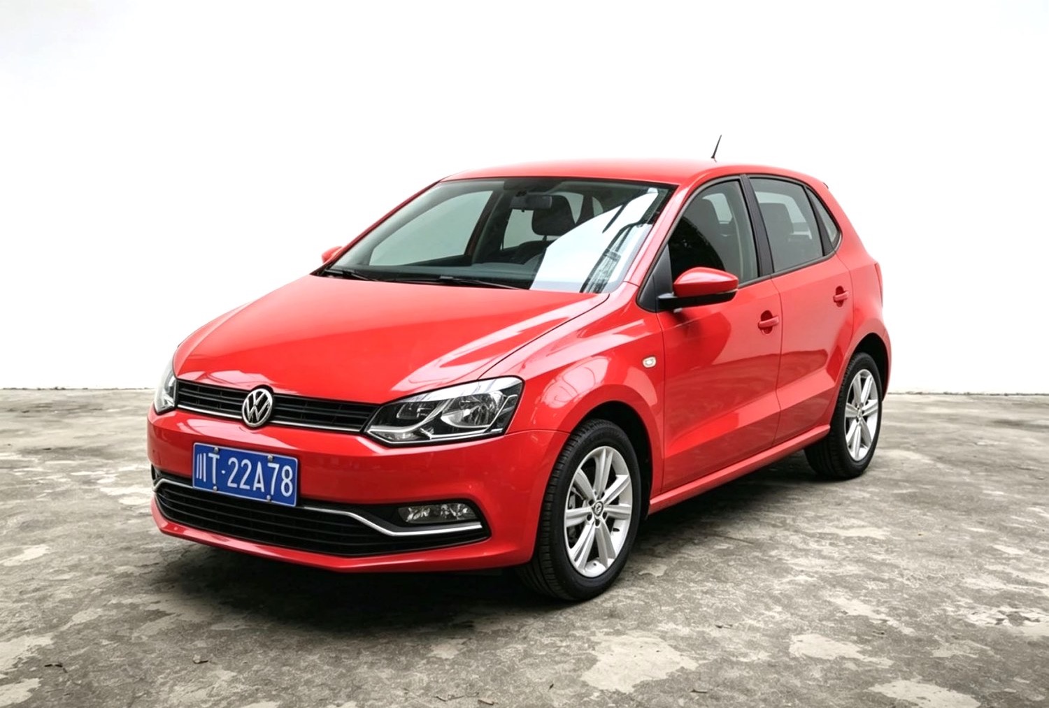 Volkswagen Polo 2014 Volkswagen Polo 2014 car image