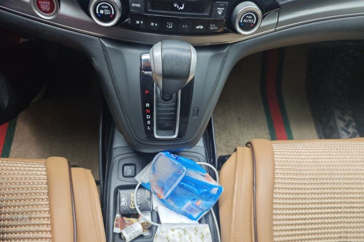 Honda CR-V 2015 #16 Honda CR-V 2015 car image #16