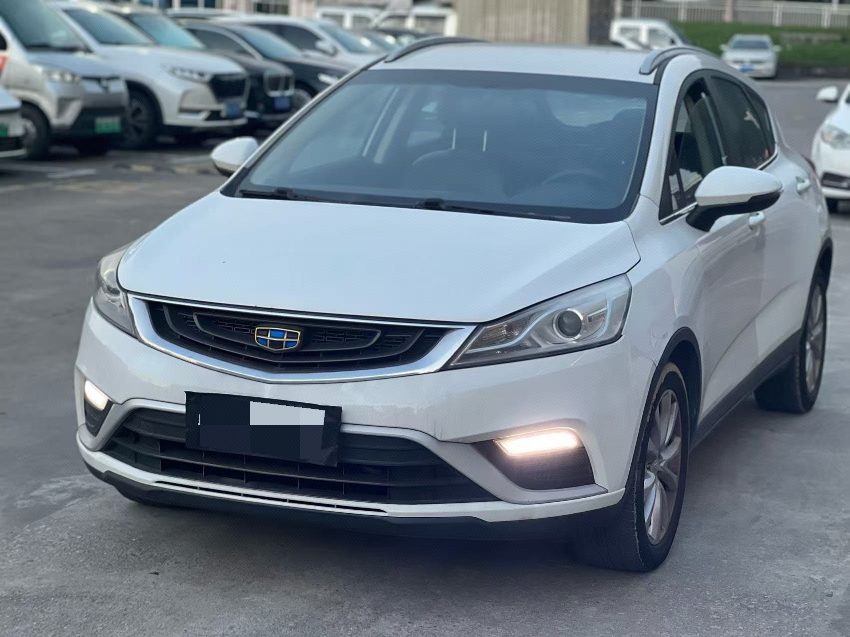 GEELY Emgrand GS 2017 car image 