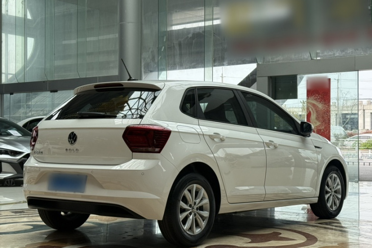 Volkswagen Polo 2022 صورة سيارة #7