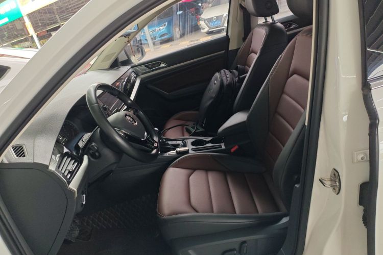 Volkswagen Lavida 2019 car image #15