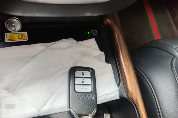 Honda CR-V 2020 car image #10