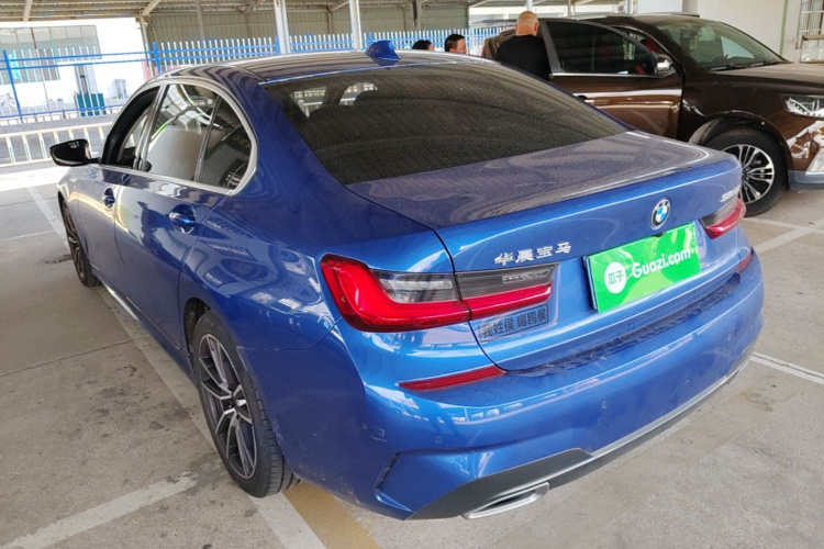 BMW 3 Series 2021 car image #5