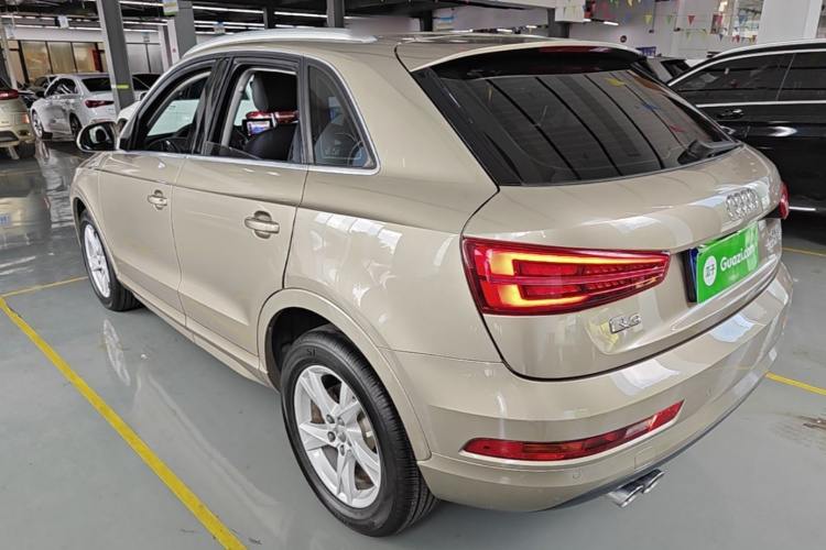 Audi Q3 2018 #5 Audi Q3 2018 car image #5