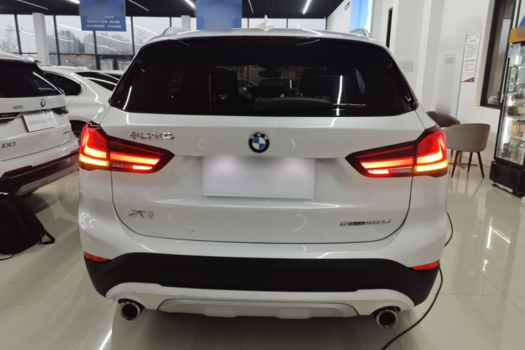 BMW X1 2021 car image #6