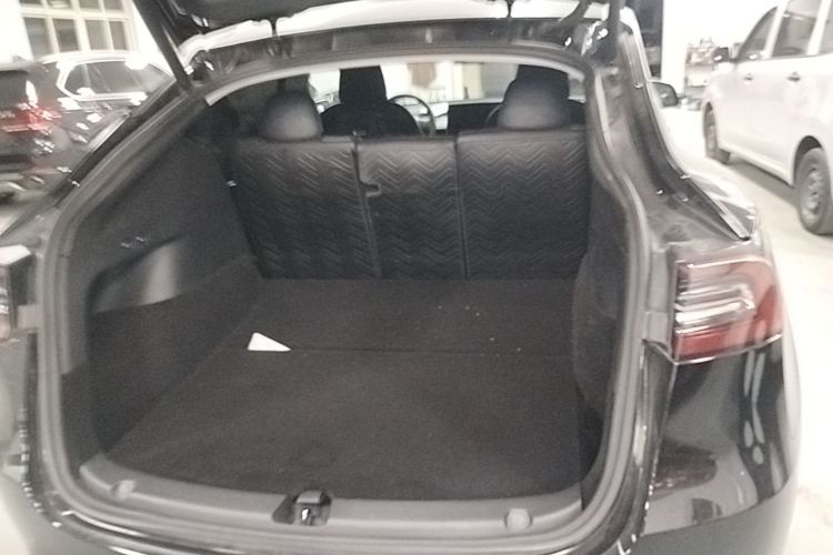 Tesla Model Y 2022 #19 Tesla Model Y 2022 car image #19
