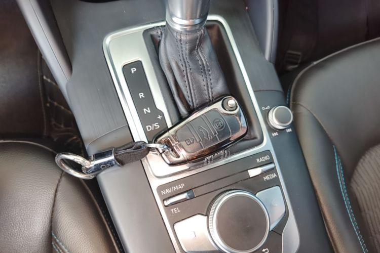 Audi A3 2020 car image #9