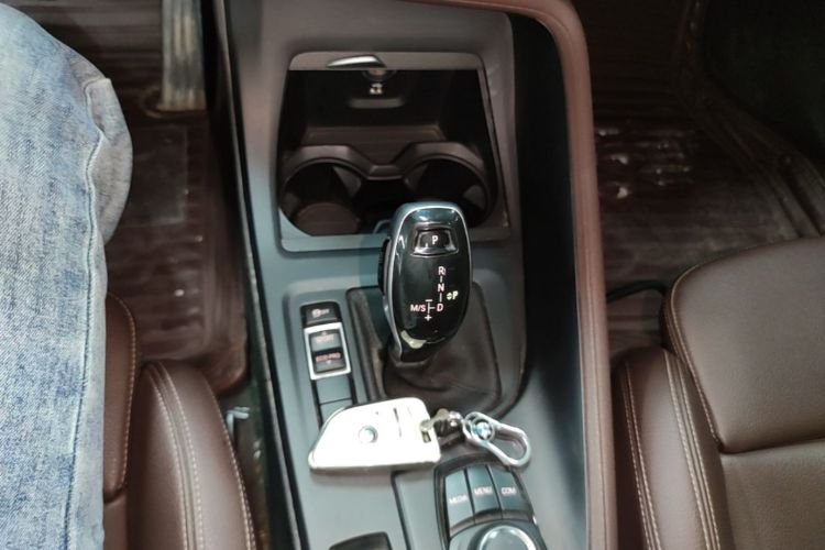 BMW X1 2020 car image #14