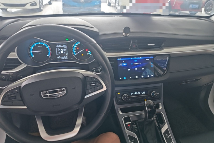 GEELY Emgrand 2020 #10 GEELY Emgrand 2020 car image #10