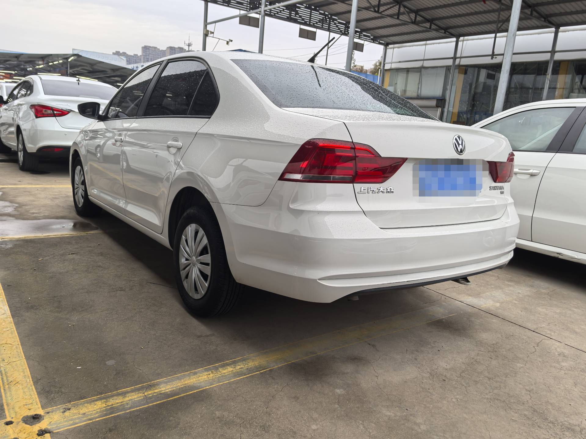 Volkswagen Santana 2018 imagen de coche #3